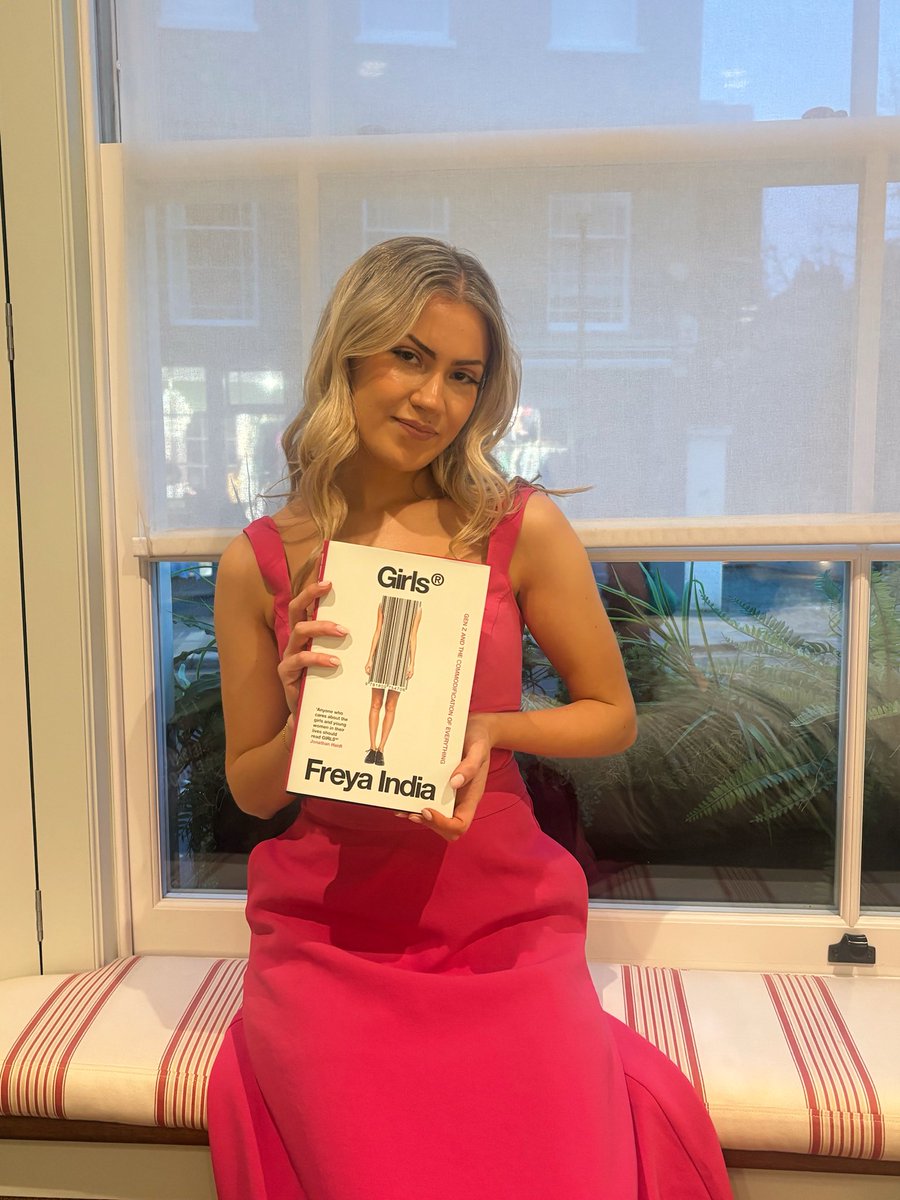 Freya India tweet media