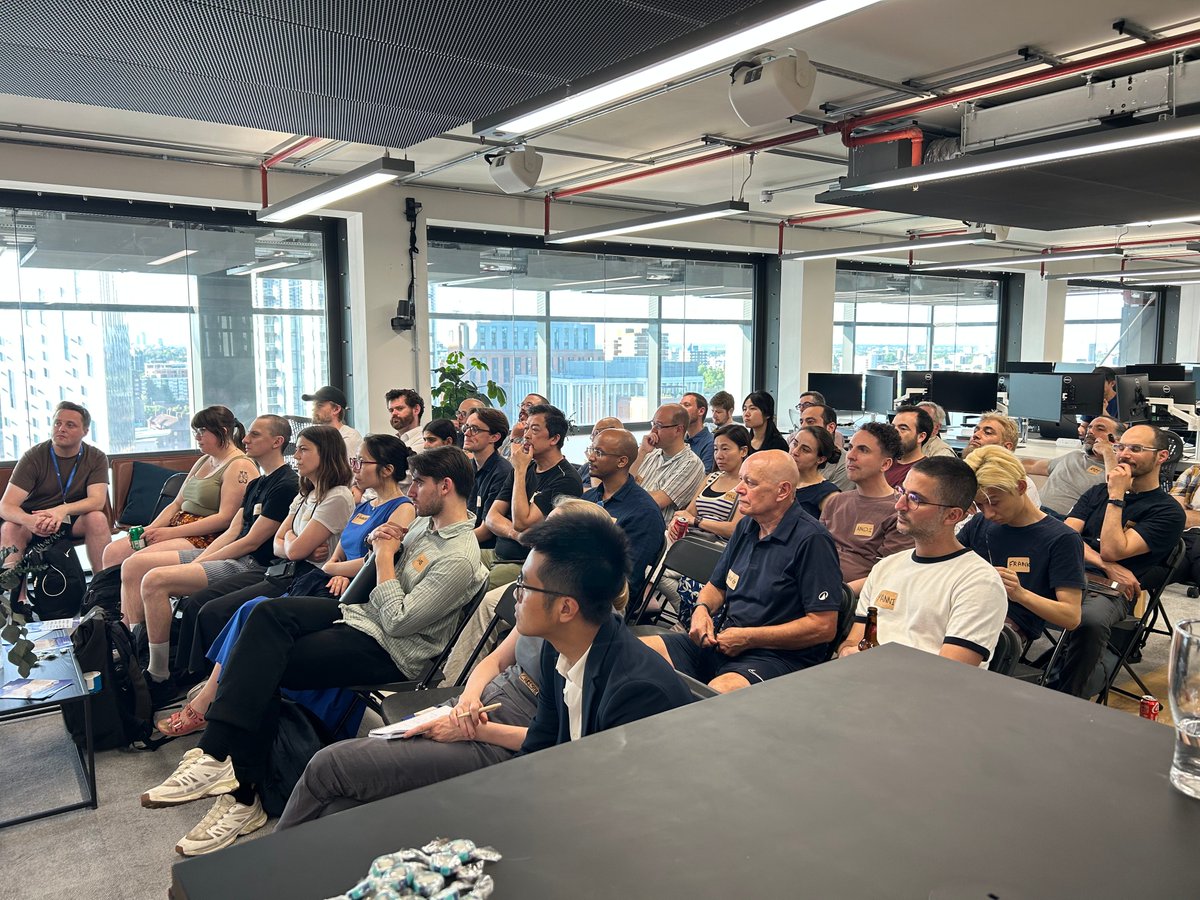 R Consortium tweet media