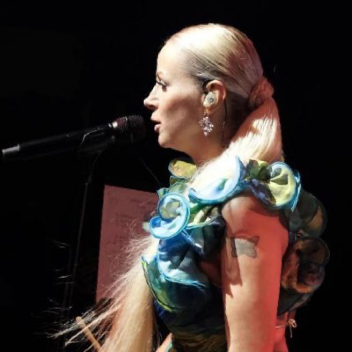 Bu toprakların sanatçısının duası böyle olmalı

Kıymetli Sanatçımız Niran Ünsal ;

Allah'ım 
Ramazan ayı içinde,  arife günü bayram öncesi, bayram sonrası ve tez zamanda inşallah bize israil'in yıkıldığı haberini duyur Yâ Râbb

<a href="/NiranUnsal13/">NİRAN ÜNSAL</a> bu duasına 
Hep beraber AMİN diyoruz