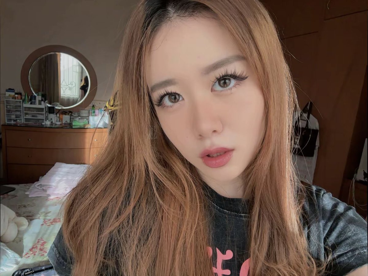 shewolf ♡ tweet media