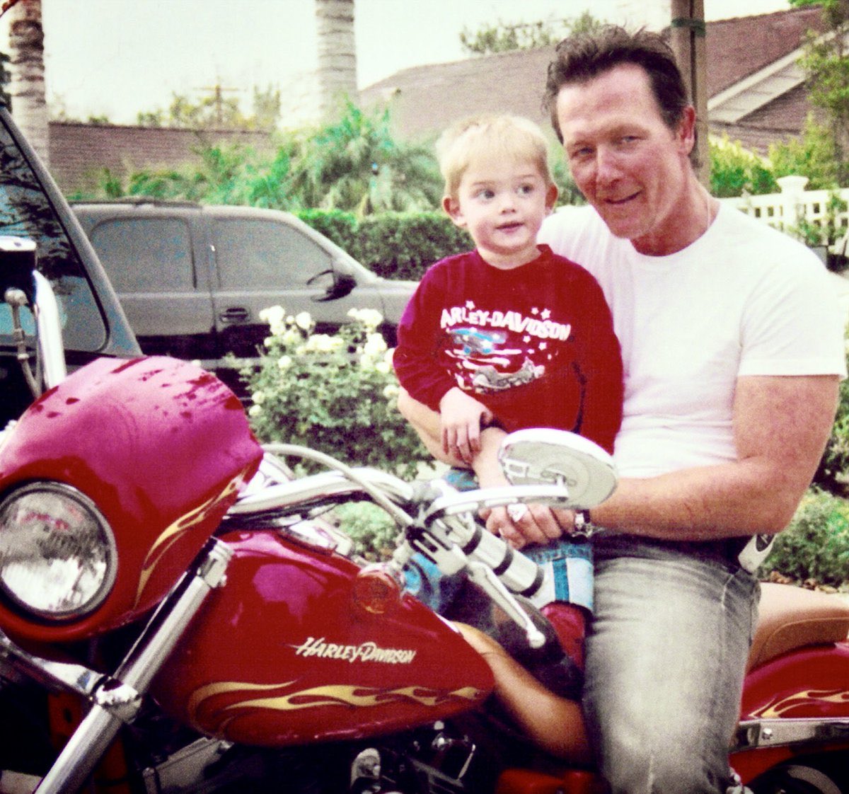 Robert Patrick 🇺🇸 tweet media