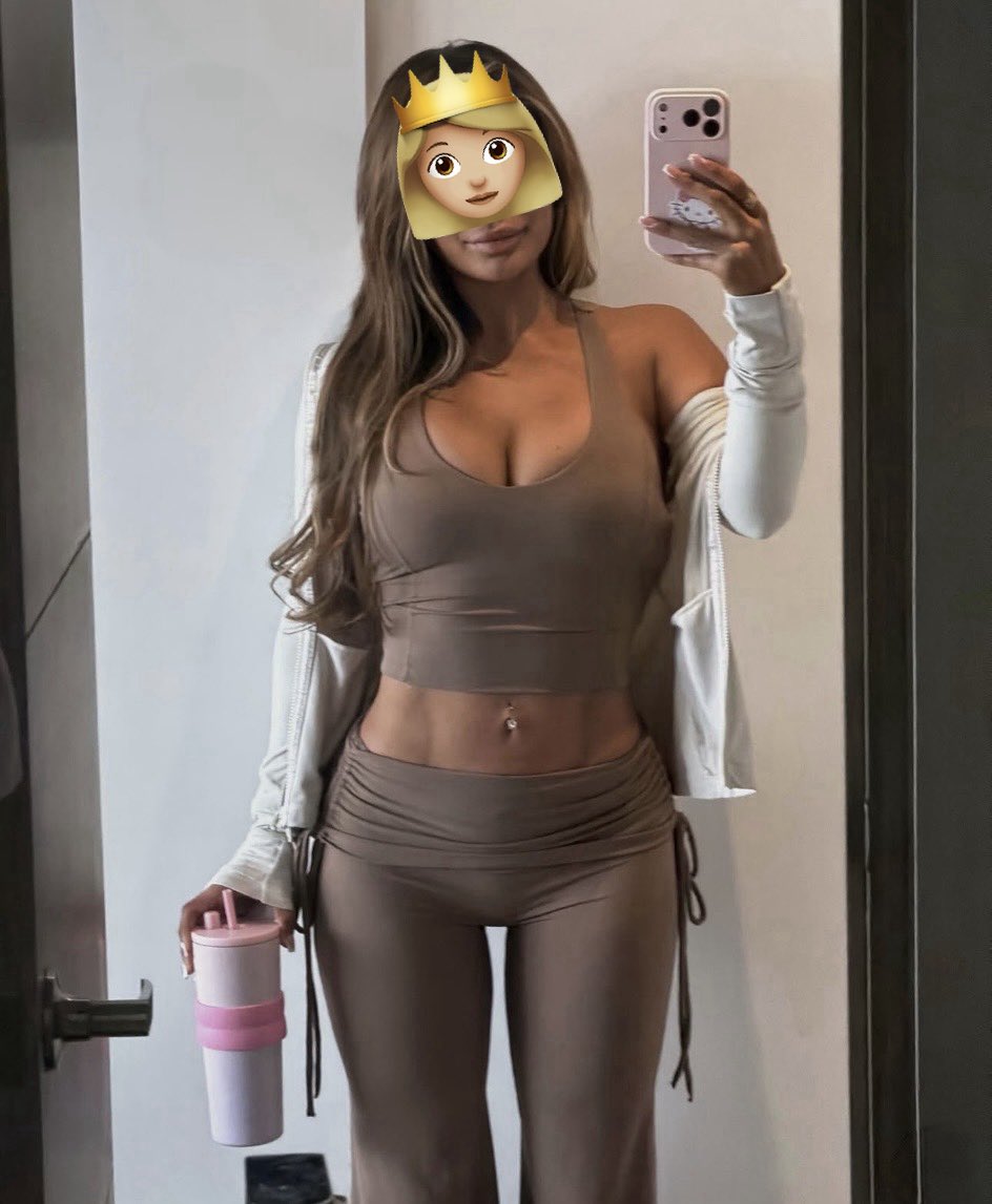 EddaFindom tweet media