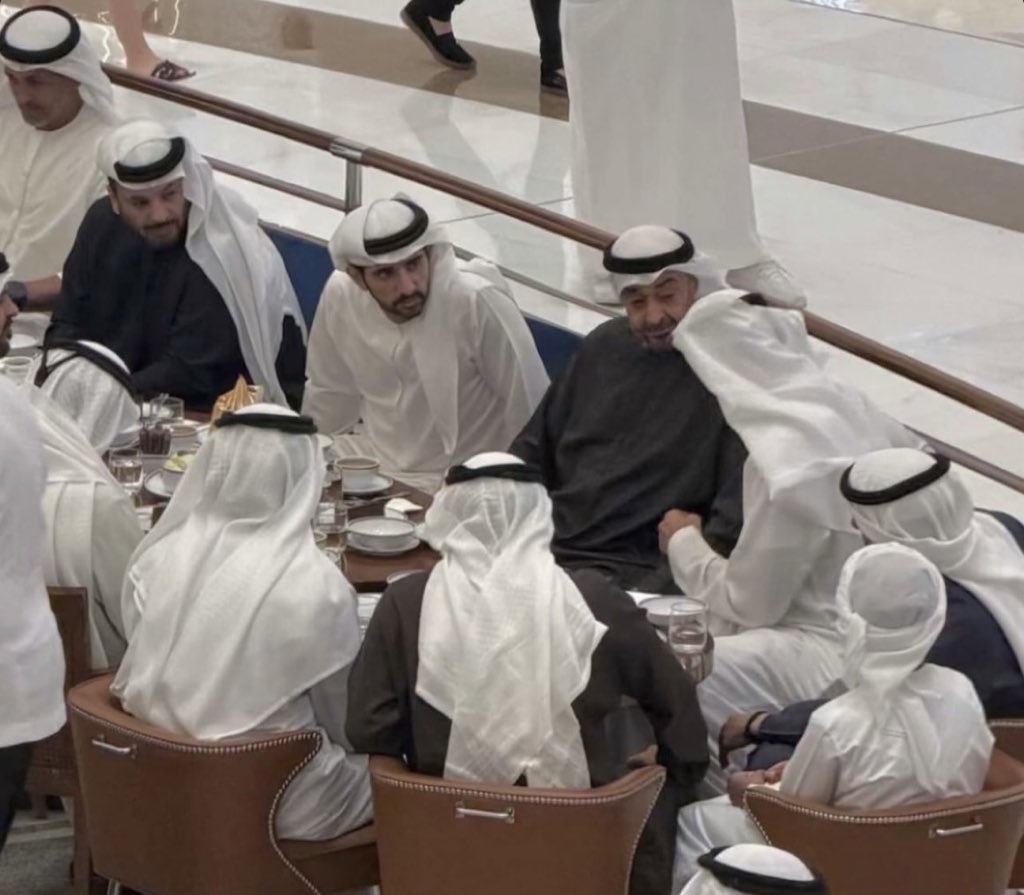 gang_uae's tweet photo. 28/2/2026
بوراشد يرزف في مضمار الميدان

1/3/2026
بو محمد في الأكوادور لتوقيع الشراكة الاقتصادية الشاملة 

2/3/2026
بوزايد يحضر كأس منصور بن زايد لكرة القدم

2/3/2026
بوخالد برفقه وزير الدفاع يتقهوى بين الناس في دبي مول

الإمارات الرقم الصعب في ظل التحديات 🇦🇪 https://t.co/xaw8L2inFo