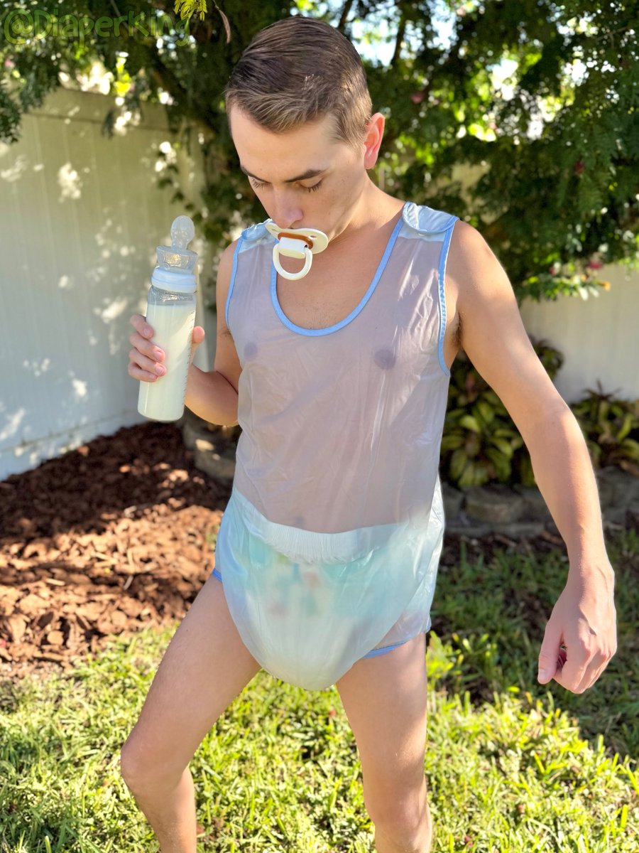 DiaperKing🍼 tweet media