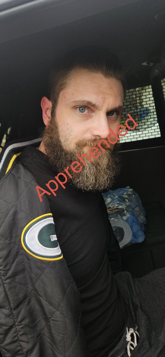 USMSOKC's tweet photo. Today US Marshals along with @MidwestCityPD arrested Ronnie Kelly without incident in Midwest City. Kelly was wanted for Assault with a Deadly Weapon, stemming from a shooting that occurred in January. Midwest City PD is investigating the case. #USMarshals #MetroFugitiveSquad https://t.co/lsRxN2zHfB