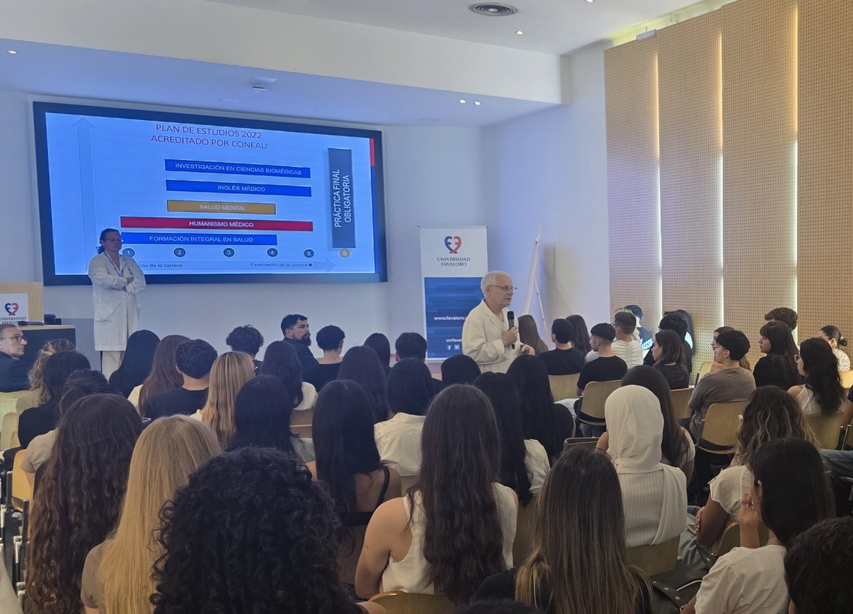 unifavaloro's tweet image. 🙌Bienvenidos a nuestros alumnos de grado que inician este nuevo ciclo lectivo 🤩

Las aulas vuelven a llenarse de aprendizajes y proyectos. ¡Qué alegría recibirlos! 💻✨

#CicloLectivo2026 #Clases #Universidad #UniversidadFavaloro