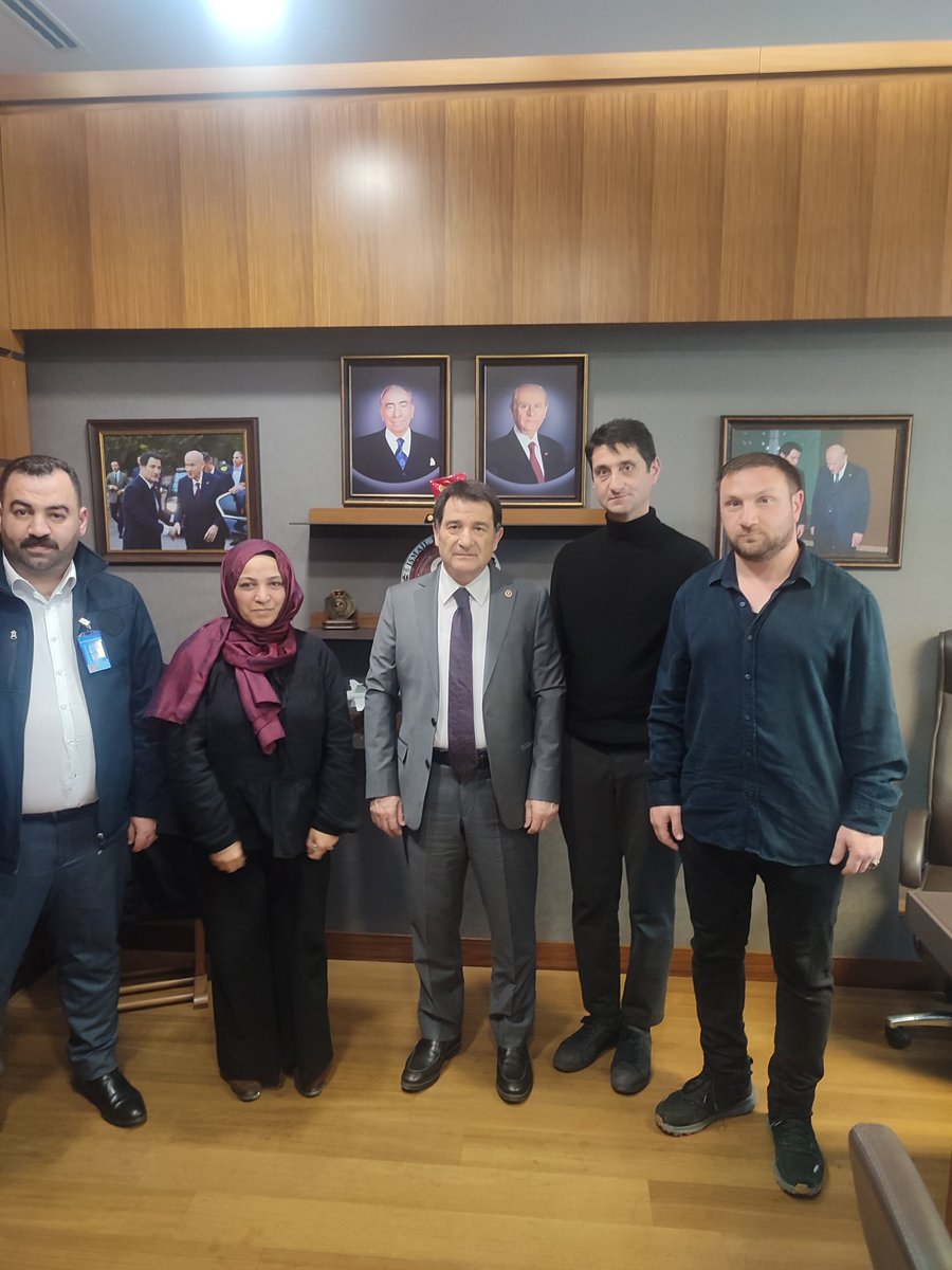 <a href="/MeclisinSesi6/">Meclisin sesi 🏛️</a> Kamuda çalışan üniversite mezunu işçilerin kamu personel reformu kapsamında değerlendirilmesi için yürüttüğümüz çalışmalar, Plan ve Bütçe Komisyonu Başkanvekili ve MHP İstanbul Milletvekilimiz Sayın İsmail Faruk Aksu’ya iletilmiştir.
Eşit işe eşit hak, liyakate dayalı statü ve