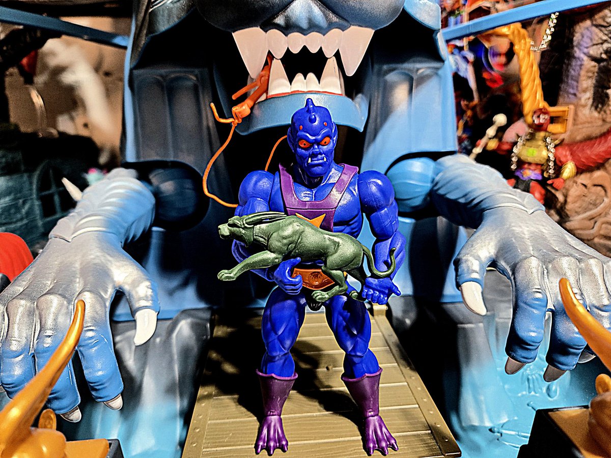 cracktasticpod's tweet photo. Happy #motumonday New video on YouTube https://t.co/hy3J0hAH5w @MastersOfficial @Mattel #thepfpn #cracktasticplastic #webstor #cartooncollection https://t.co/cWOuj3tmL4