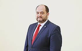 Pashinyan’s Chief of Staff Responds to My Criticism of his Useless Trip to L.A. — By Harut Sassounian
thecaliforniacourier.com/pashinyans-chi…