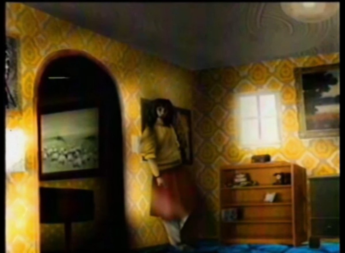 For a moment I thought they were almost the same scene