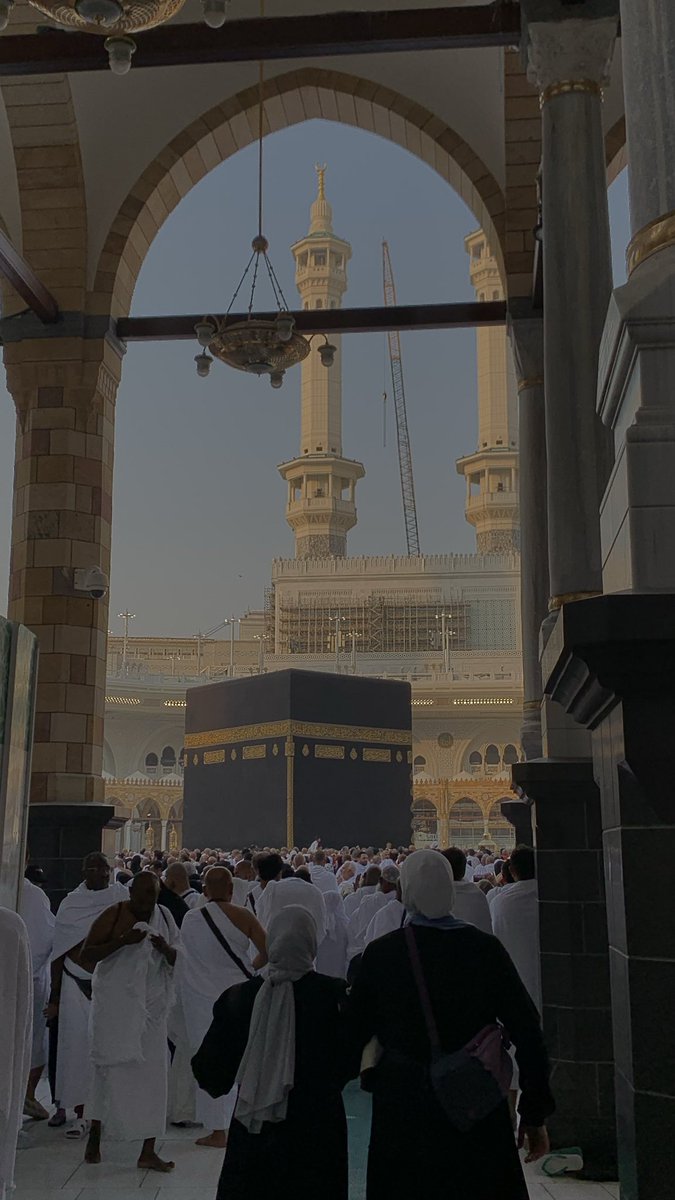 𝓻𝓪𝔃𝓪𝓷 tweet media