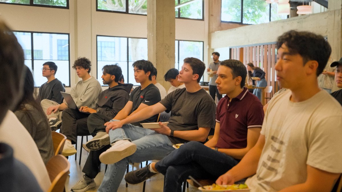 aidan murphy tweet media