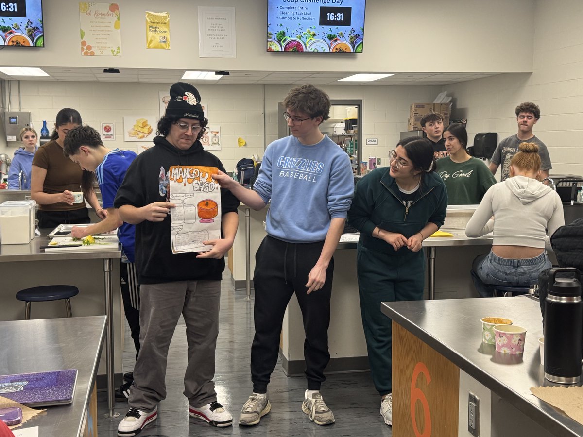 Lincoln Standing Bear High School tweet media