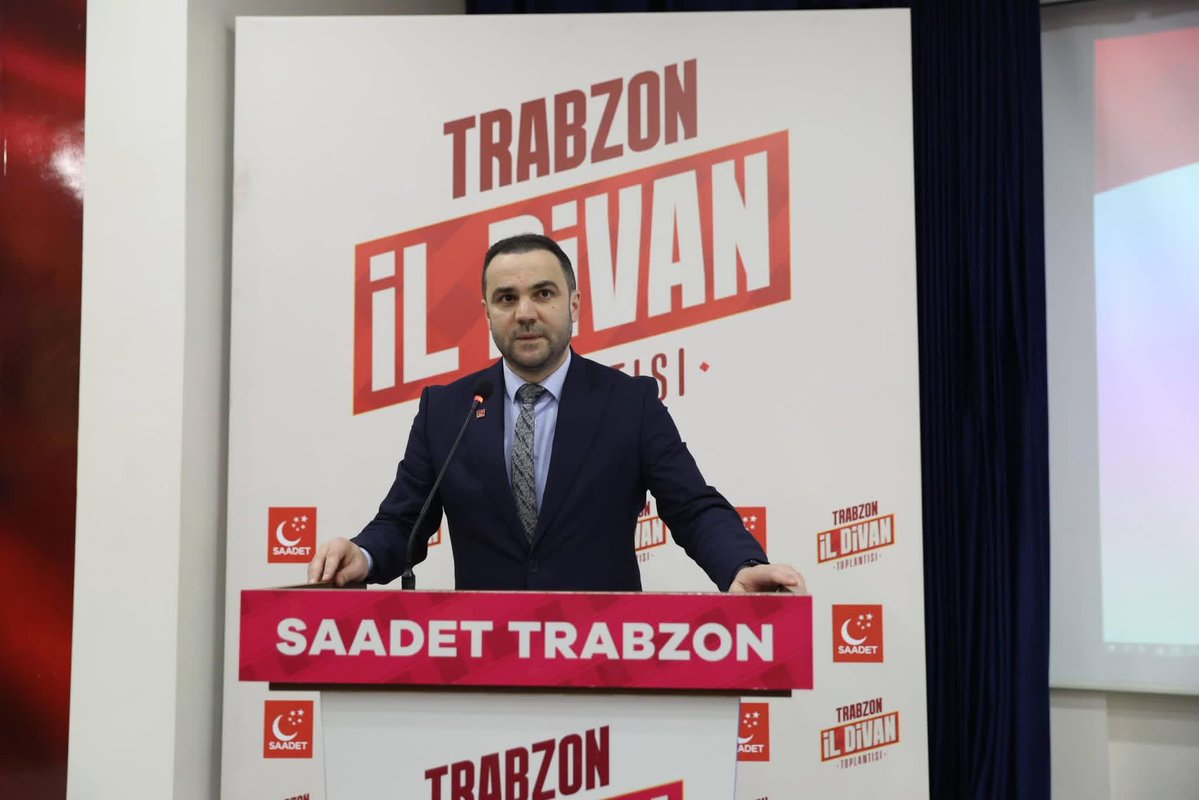 Şubat Ayı İl Divan Toplantısı,Genel Başkanımız Mahmut Arıkan’ın teşrifleri ve teşkilatlarımızın yoğun katılımıyla büyük bir coşku içinde gerçekleştirildi.
İlçe Başkanımız Musa Gözütok çalışmalarımıza dair kapsamlı raporunu sundu.