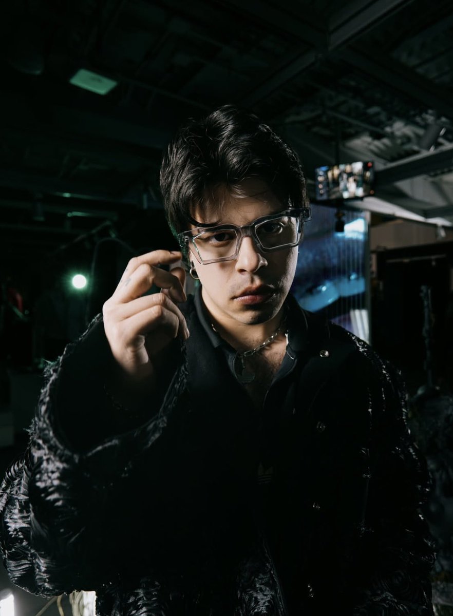 qué estilo <a href="/yoshianimas/">yoshi.</a>! 🫰🏼❤️‍🔥