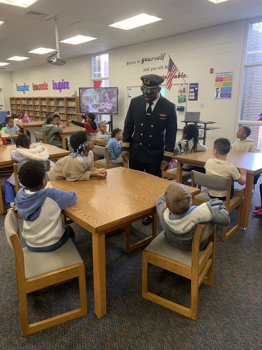 PGE_HCS's tweet photo. Read Across America Week just got even better!
We had the privilege of hosting author Tyrone Arrington, who shared his debut children’s book, Underdog.
Thank you for reminding our students that perseverance pays off and that everyone has a story worth sharing.
#ReadAcrossHenry https://t.co/cLQaRXdekk