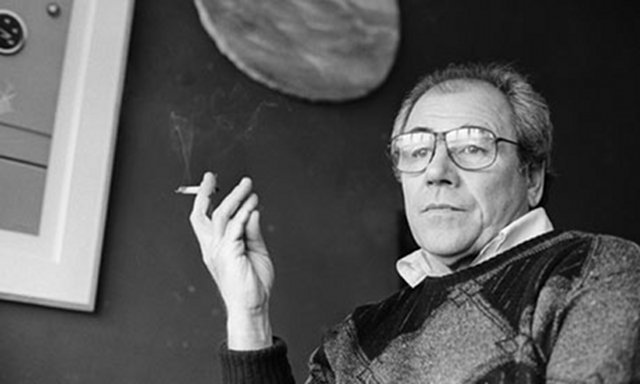Cada vez que hay noticias de nueva guerra o nuevo conflicto armado, me acuerdo de Baudrillard...