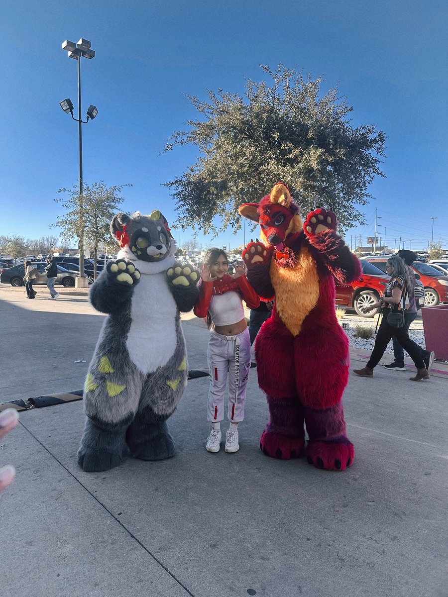 Hyungwonho ୨୧ Lauryn tweet media