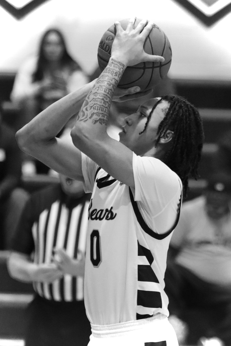 icaree__'s tweet photo. DMACC MBB Brent Taylor 
@brent_tayl0r @DMACC_MBB https://t.co/LkGJSD6cxY