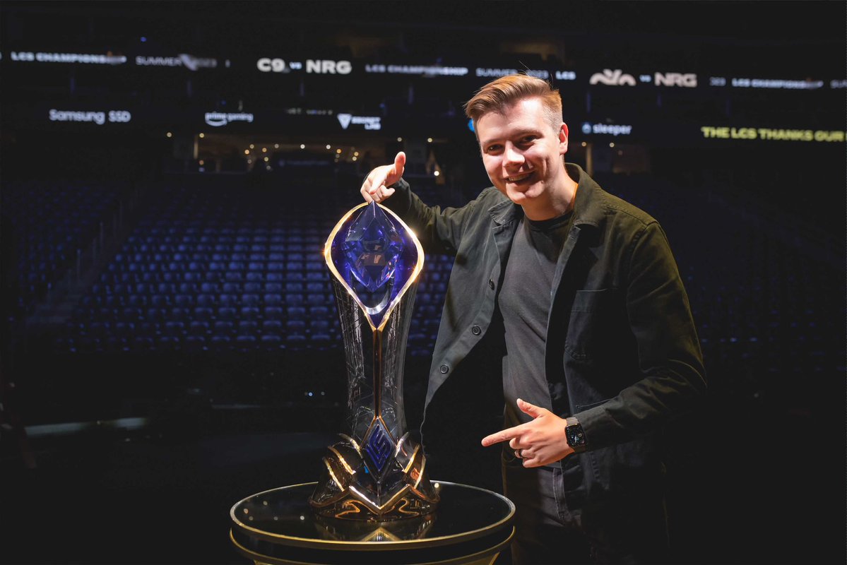 Riot wroadie tweet media