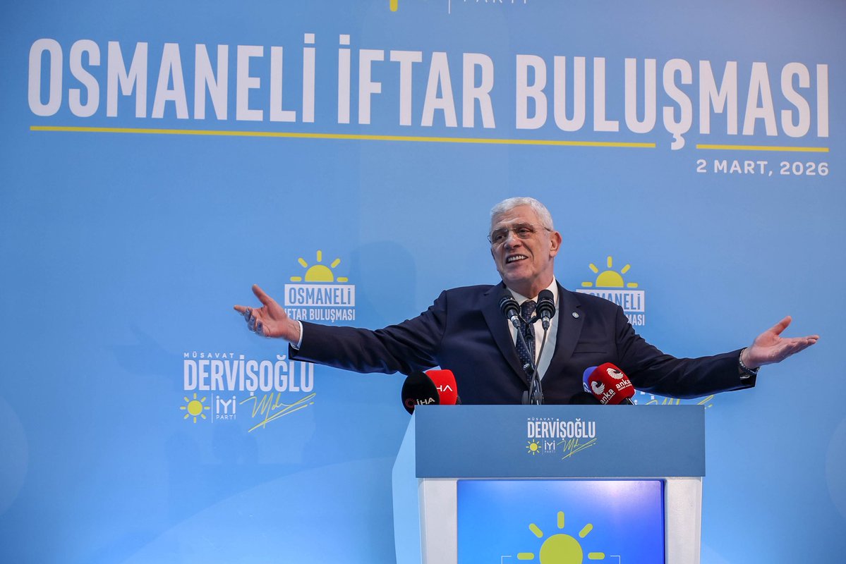 Genel Başkanımız Sayın Müsavat Dervişoğlu <a href="/MDervisogluTR/">Müsavat Dervişoğlu</a>,

Osmaneli Belediye Başkanımız Sayın Bekir Torun'u makamında ziyaret etti, ardından Ramazan’ın bereketini Osmanelili vatandaşlarımızla hep birlikte paylaştık.

Misafirperverlikleri için Belediye Başkanımıza ve Bilecikli