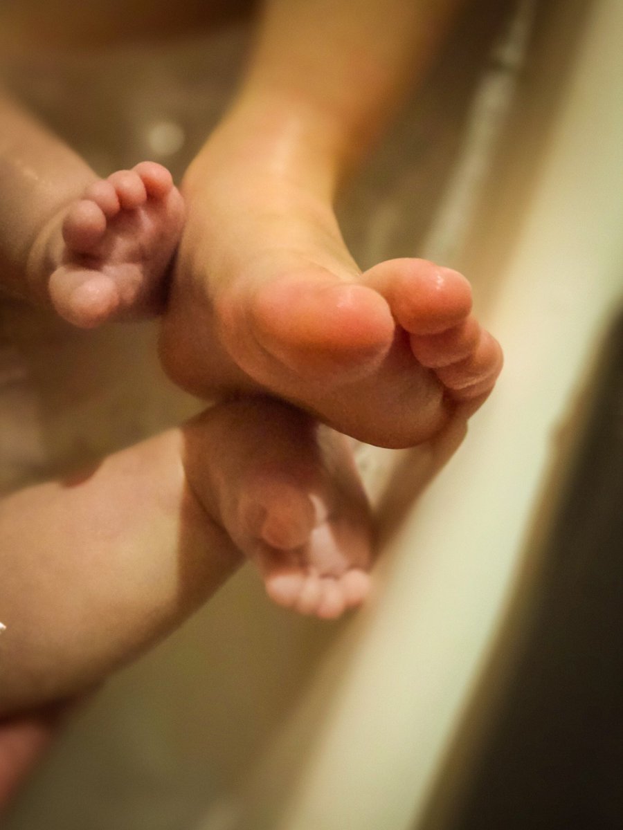 Midnight_Pair's tweet photo. Bath time with big sister
These sibling moments melt me every night.
#SlowMoments #JustUs #Lifestyle
#Familylove #babymom https://t.co/77YOCtAOVl