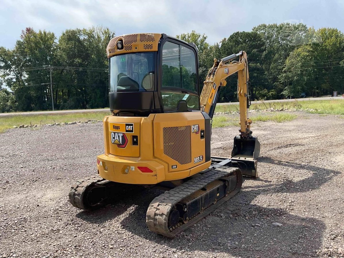 machinerytrader's tweet image. 🚧2024 CATERPILLAR 303.5CR Mini Excavator For SALE!🌟

⏱️ 877 hours
💪 Compact, versatile, jobsite-ready

View the excavator here ➡️ ow.ly/PGiW50YlWKg

#Caterpillar #MachineryTrader #Excavators #MiniExcavators