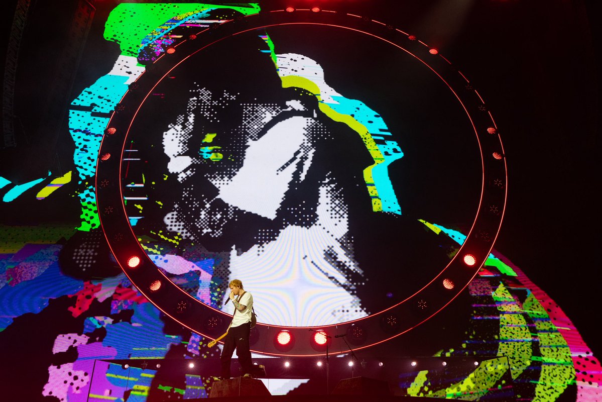 Ed Sheeran HQ tweet media