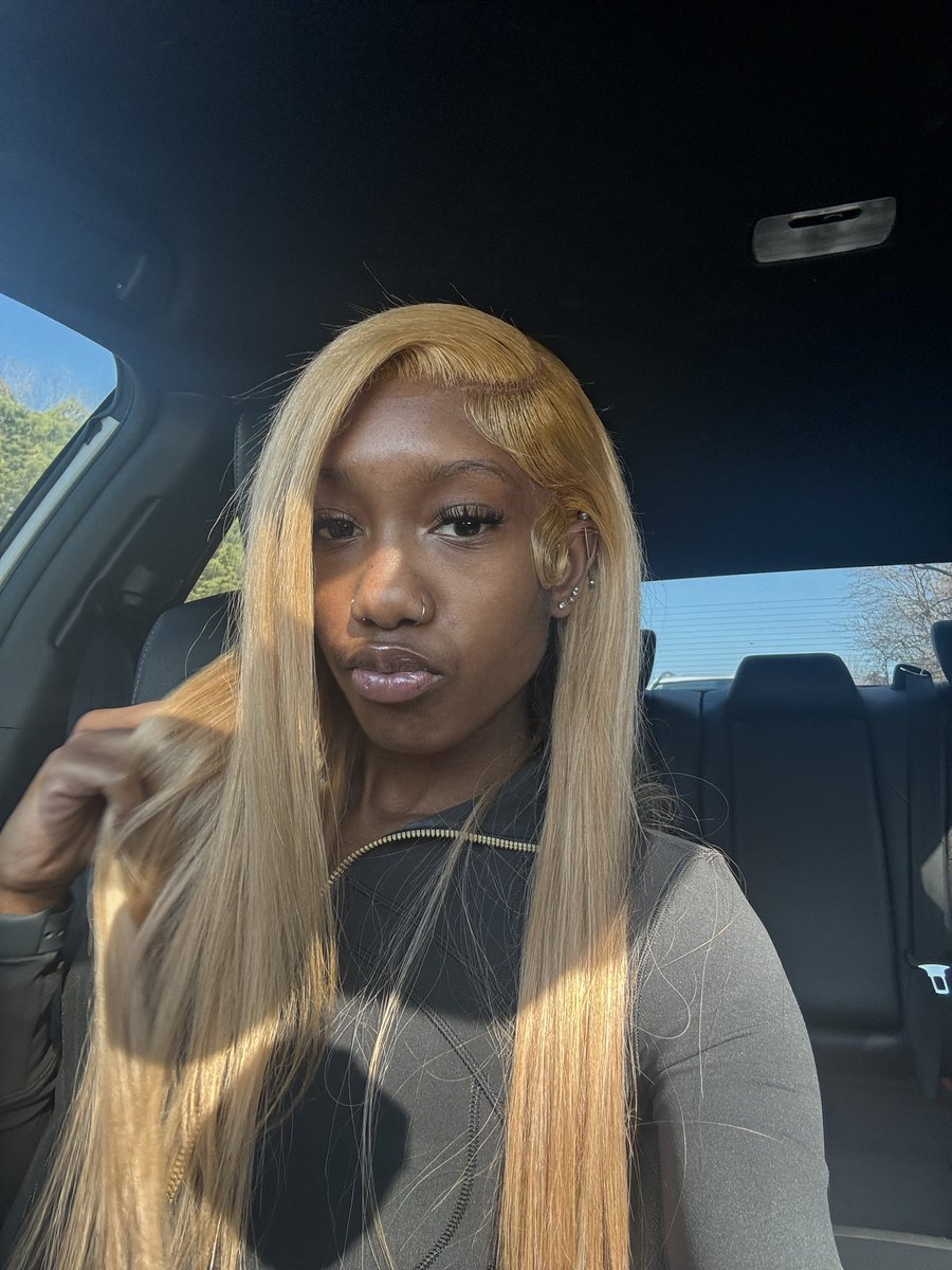tamiaaxo's tweet photo. i’m overly the coldest 🫦 #queenday https://t.co/ZCXnCkyXOQ