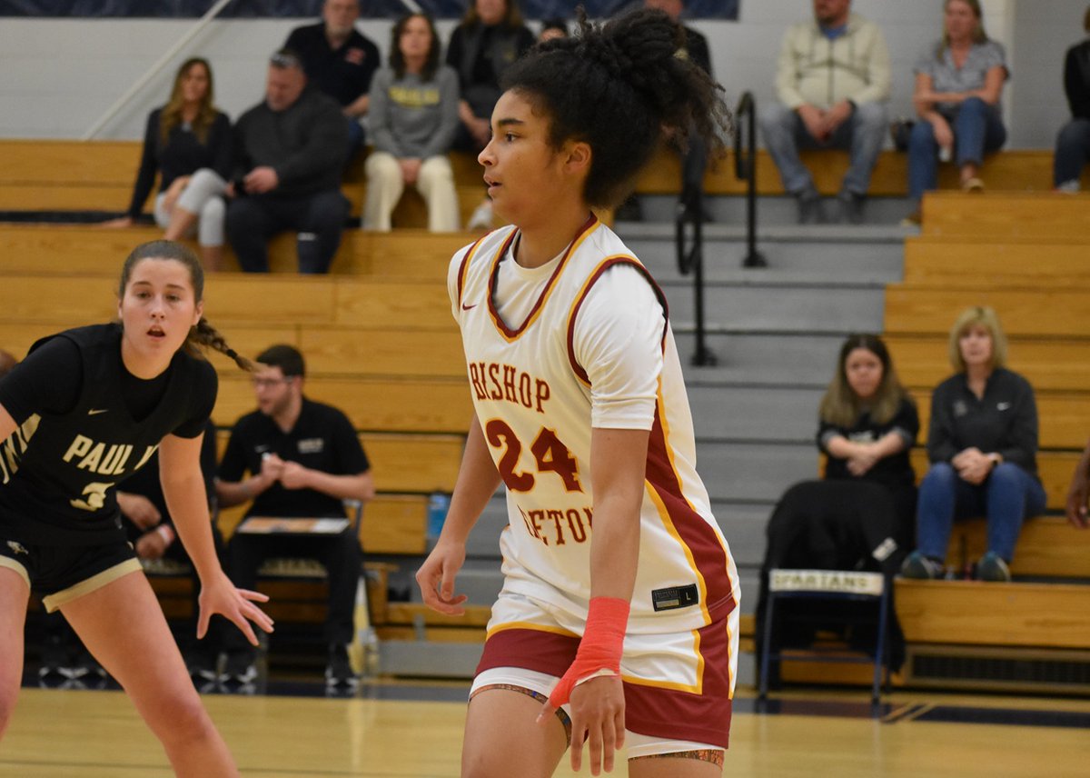 novahoopsCom's tweet photo. Our updated Nova Nineteen, girls. The roads to the VHSL state finals are set, Ireton (and VAA) reign as VISAA Champs, and some seasons have ended. Stone Bridge enters, winners of 13 straight. Rankings here: https://t.co/O1US1vDESc via @X https://t.co/HXQ7E2ktwc