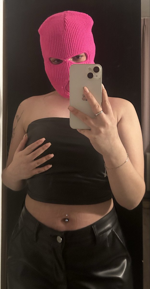 MistyTease's tweet photo. “Gehoorzaamheid is sexy. Jij begrijpt dat heel goed.”

🩷🥷💸 
#mysterious #talkwithme #findom https://t.co/w7bAw3CCf4