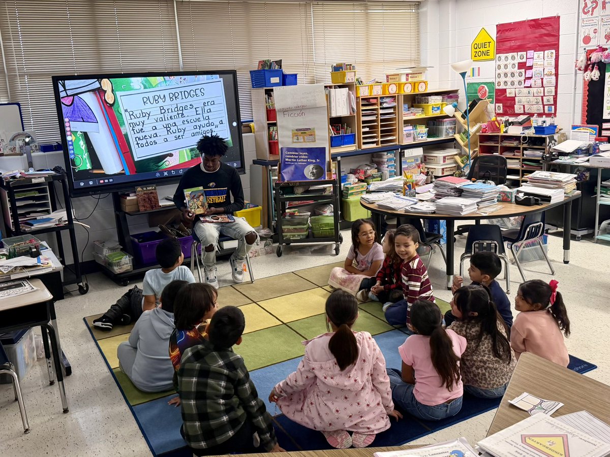 Channelview Basketball tweet media