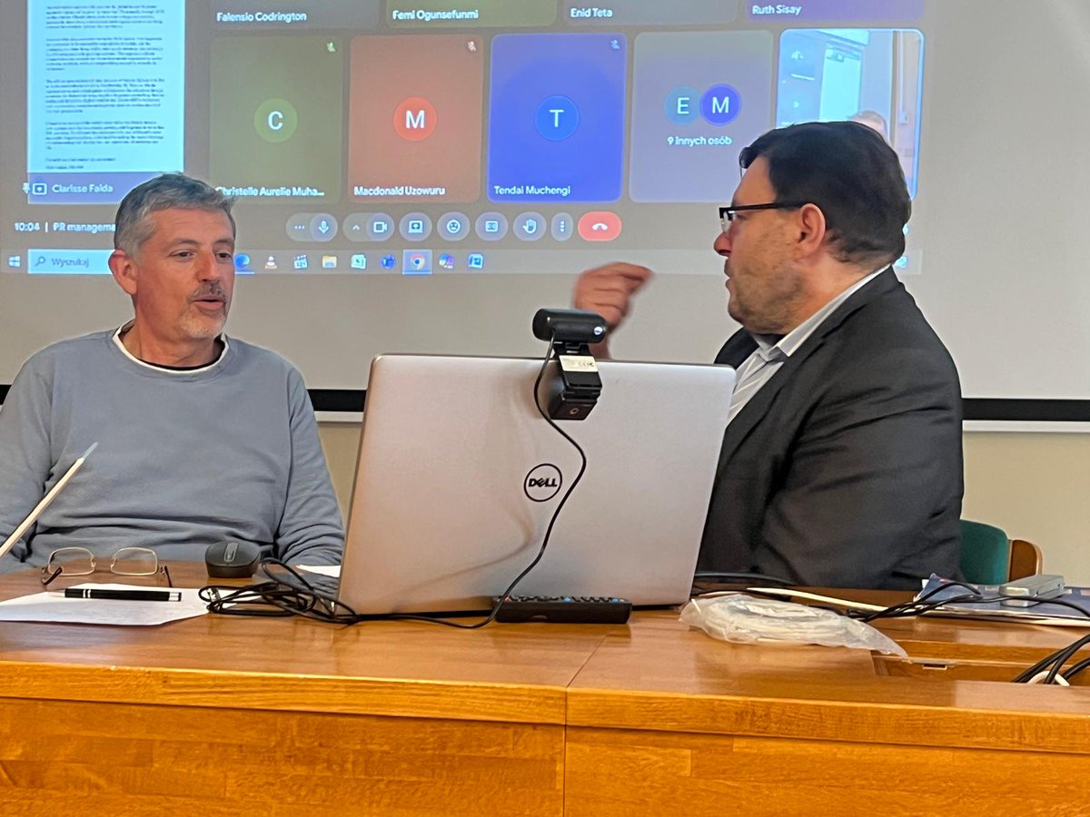 Asesoria de EF y Artística tweet media