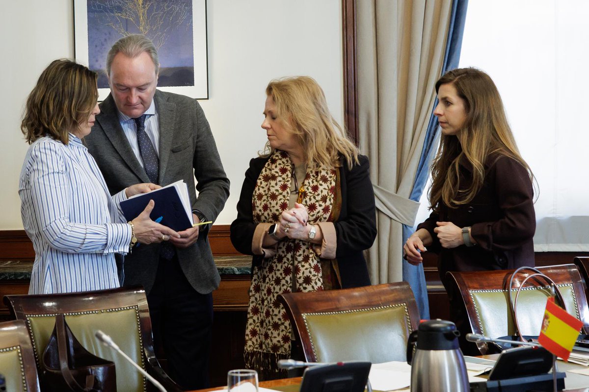 Alberto Fabra tweet media