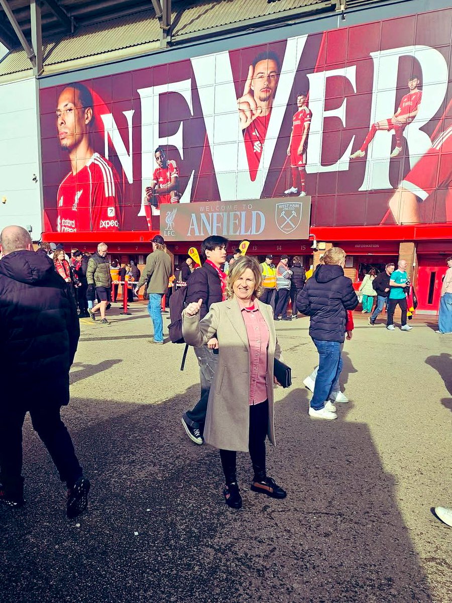 Florrie Mens Well Being Walk tweet media