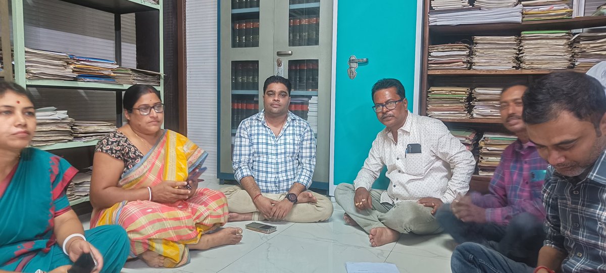 dastridib70's tweet photo. Today evening at the Booth Committee meeting https://t.co/wcFxrPQLga