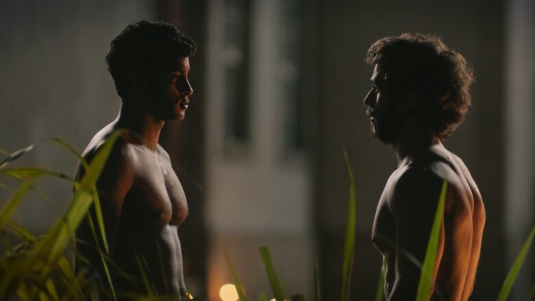 omgblog's tweet image. OMG, their butts: João Villa and Bruno Suzano in ‘Dona Beja’ omgwh.at/TRFgfY #Uncategorized #actors #BrunoSuzano
