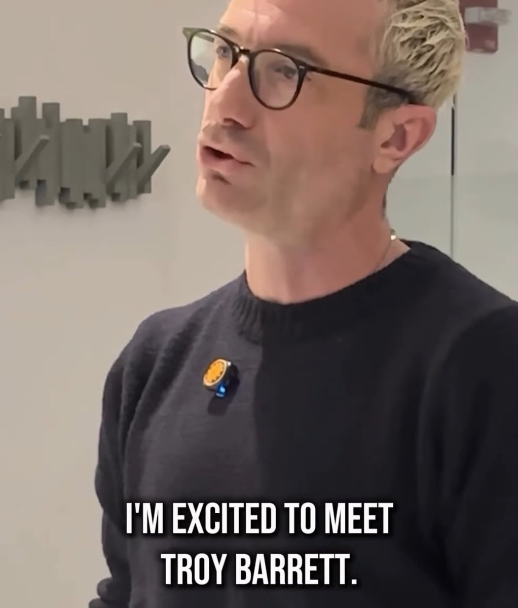 ryan ★ tweet media