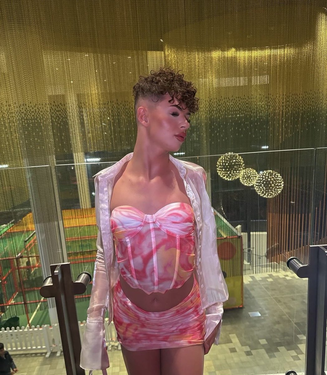 femboyref's tweet photo. #femboy
#femboyculture
#aesthetic
#community
Insta : @bradches_ https://t.co/PjA2yzedZX