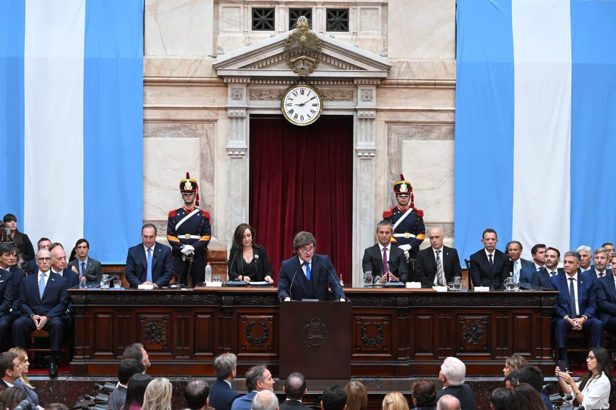 Victoria Villarruel tweet media