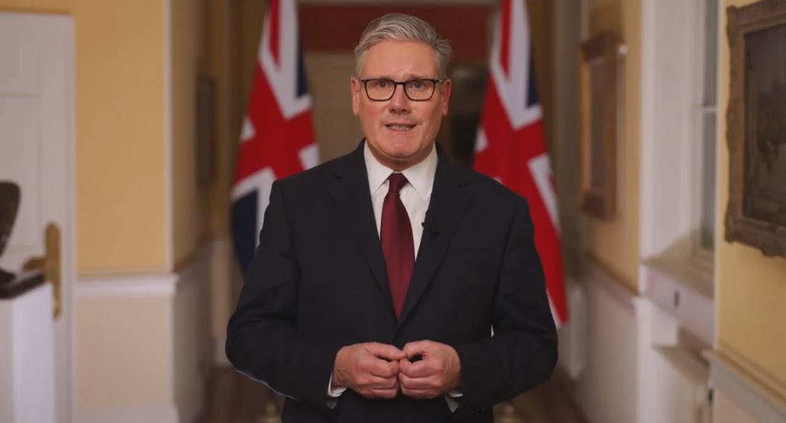 Did anyone notice the lady in canary yellow behind Starmer today when he was giving a statement on Iran. I mean, she stuck out like a sore thumb. 

And for those who don’t know, Q is yellow on the nautical flag. 

Yesterday, it looked like Starmer was signing that his hands were