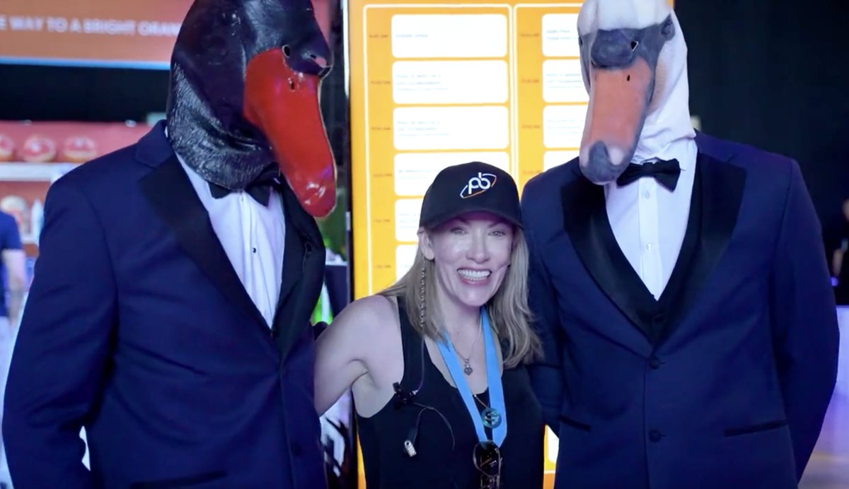 Kristin Thompson tweet media