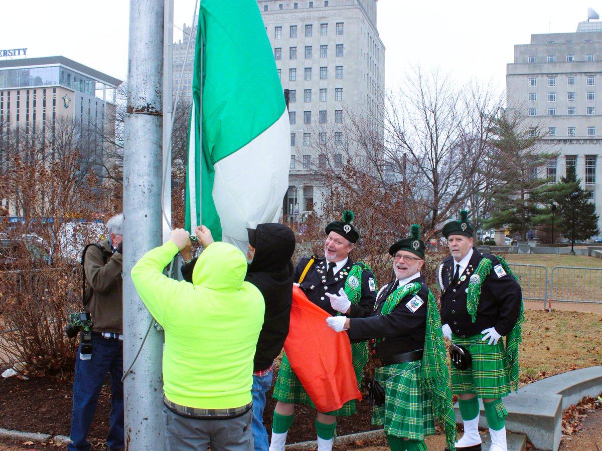 City of St. Louis tweet media