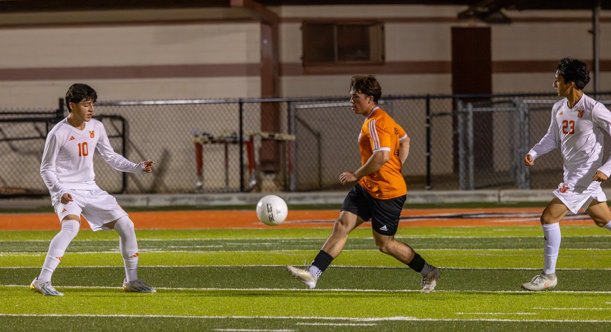 Medina Valley ISD tweet media