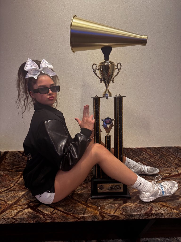 jadyn fares ✰ tweet media