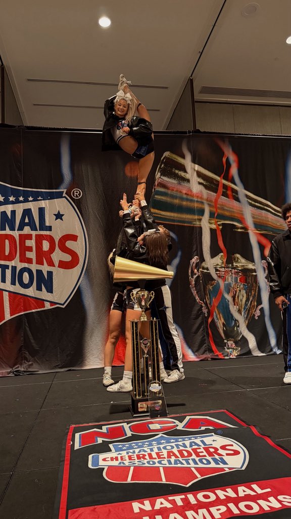 jadyn fares ✰ tweet media