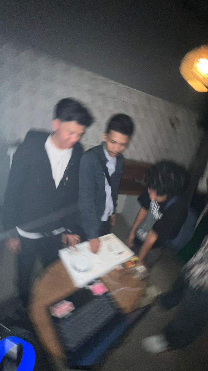 givememusic tweet media