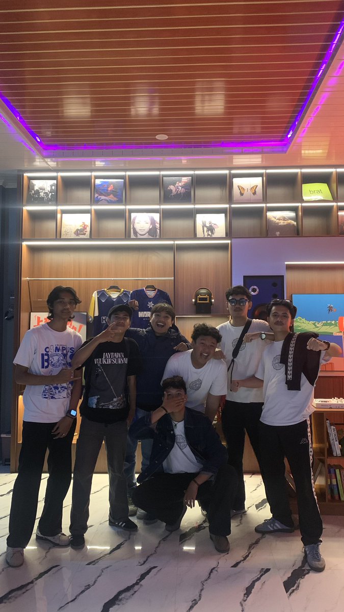 givememusic tweet media