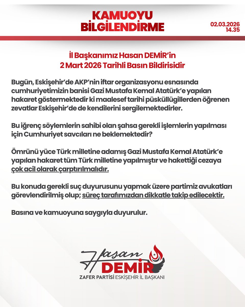 zaferpartisi26's tweet photo. 🔴 KAMUOYU BİLGİLENDİRME

AKP Eskişehir Teşkilatı tarafından düzenlenen iftar organizasyonunda çekildiği belirlenen ve bugün kamuoyuna yansıyan görüntülerde, Cumhuriyetimizin banisi Gazi Mustafa Kemal ATATÜRK'e ağır hakaretlerde bulunan bir haini herkes gibi bizler de öfkeyle izledik.

Hangi ortamdan ve kimden cesaret aldığı soru işareti olan bu şahsın akıbetiyle ilgili İl Başkanımız Hasan Demir'in gün içerisinde yayınladığı basın metnini buraya bırakırken, konuya süratle ve titizlikle yaklaşarak re'sen soruşturma başlatan Cumhuriyet Başsavcılığı'na ve Eskişehir Emniyet Müdürlüğü Güvenlik Şubesi personellerine teşekkür ediyor; sürecin ve şahsın takipçisi olacağımızın bir kez daha altını çiziyoruz.

Zafer Partisi Eskişehir İl Başkanlığı