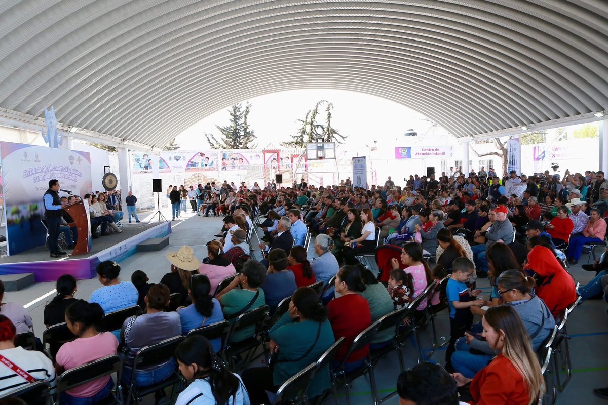 Hoy en el 4° Distrito se dió un paso más por la salud de nuestras familias. 🙌✨

En la Col. Constitución inauguramos la 2da clínica de Seguro Familiar y CEDEFAM, un espacio que acerca servicios médicos dignos y de calidad a nuestra gente.

Honrar la palabra es cumplir, y hoy es